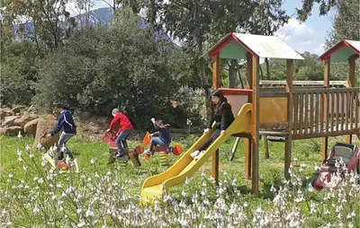 Area giochi per bambini di Domus Depina