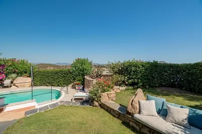 Piscina di Villa Coro e Mari o nelle vicinanze
