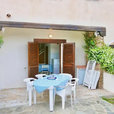 ISS Travel - Domo Cytonia 2-bedrooms apartment with private fenced terrace