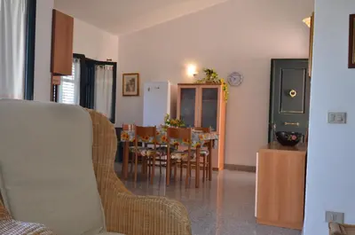 Area soggiorno di APT 800 METRI Spiaggia Agrustos 2 PAX