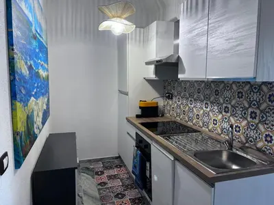 Cucina o angolo cottura di Anto's House 2 bedroom Gulf View home with Jacuzzi