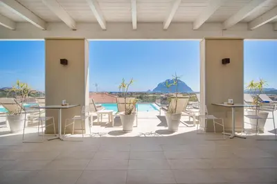 Piscina di ISA - Residence with panoramic swimming pool in Porto San Paolo just 850 mt from the sea o nelle vicinanze