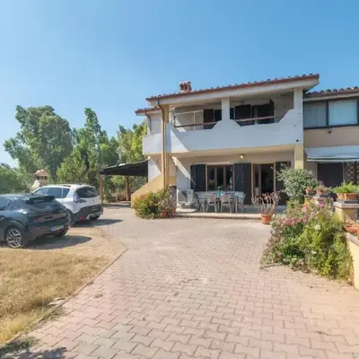 Villa La Dolce Teodoro - Spacious Family Villa Near Beaches & Center
