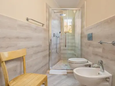 Bagno di Apartment Sehr zentral in Olbia by Interhome
