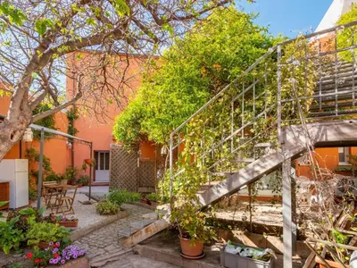 Giardino di Apartment Sehr zentral in Olbia by Interhome