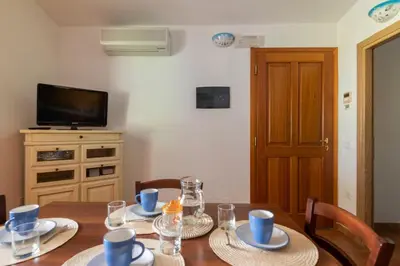 TV o dispositivi per l'intrattenimento presso Comfy flat immersed in nature