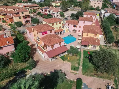Piscina di Apartment with shared pool o nelle vicinanze