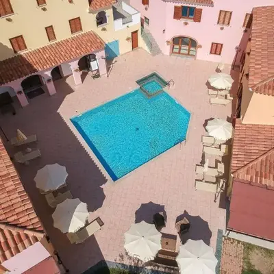 Spacious apartment with shared pool