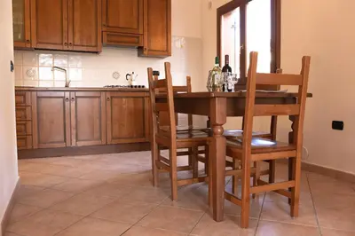 Cucina o angolo cottura di Comfy flat with terrace and pool