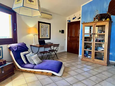 Area soggiorno di Costa Blue Holiday Home