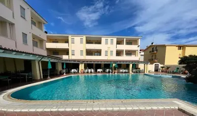 Piscina di Stylish Res del GolfoDiOrosei B4 1 Bedrm Apartment o nelle vicinanze