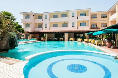 Piscina di Stylish Res del GolfoDiOrosei B4 1 Bedrm Apartment o nelle vicinanze