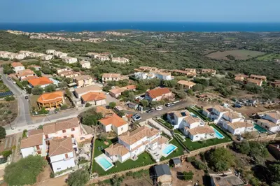 Paesaggio naturale nelle vicinanze della villa