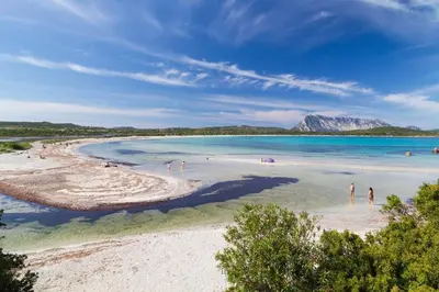 Paesaggio naturale nelle vicinanze della villa