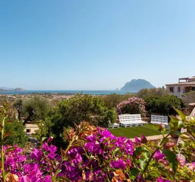 Paesaggio naturale nelle vicinanze della villa