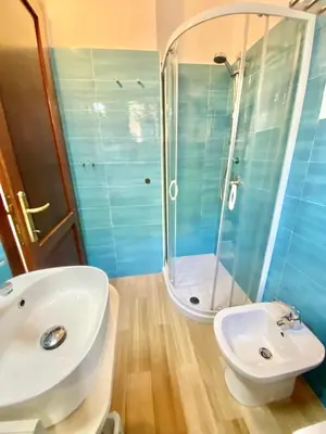 Bagno di ISS Travel, panoramic apartment Citai 14, wonderful sea view