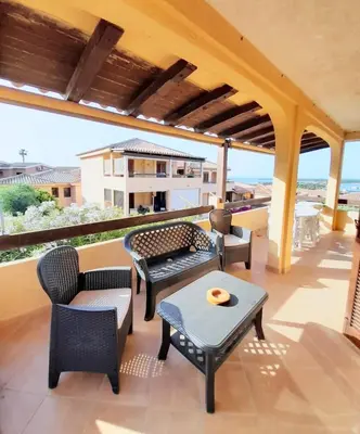 Balcone o terrazza di Apartment 6 beds in Marinella with SEA VIEW