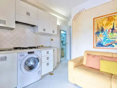 Cucina o angolo cottura di Studio 3 beds in Marinella just 150 mt from the sea