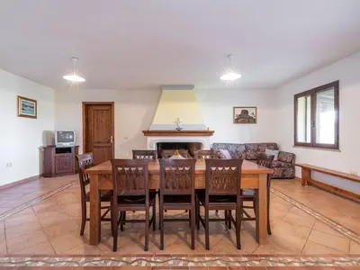 Area soggiorno di Apartment Pompia-5 by Interhome