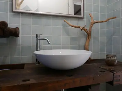 Bagno di Holiday Home Cosima mit Blick auf das Wasser by Interhome