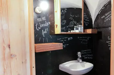 Bagno di Casa Manorgai Uno