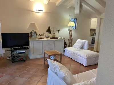TV o dispositivi per l'intrattenimento presso la vista di molara