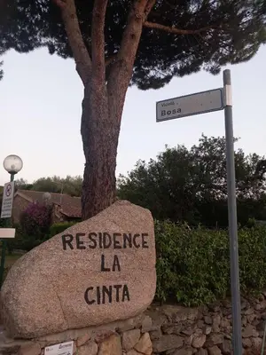 Certificato, attestato, insegna o altro documento esposto da Perla marina San Teodoro