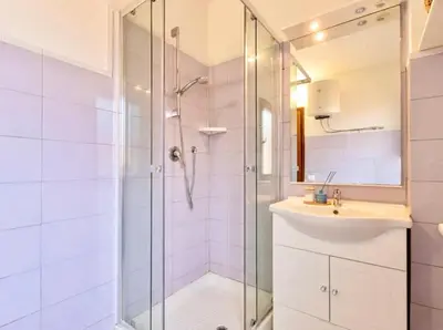 Bagno di Studio 2 beds with private balcony in Marinella just 200 mt from the sea