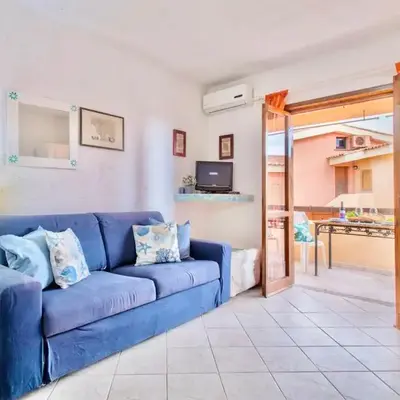 Studio 2 beds with private balcony in Marinella just 200 mt from the sea