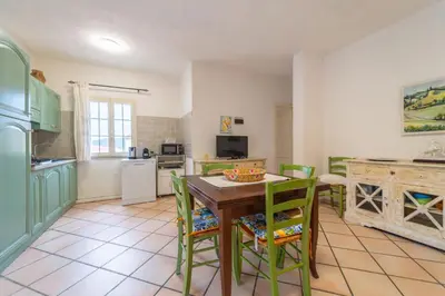 Cucina o angolo cottura di Brorent Dimora Pascoli 4