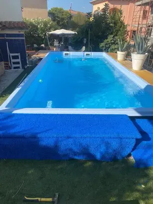 Piscina di Brorent Dimora Pascoli 1 o nelle vicinanze