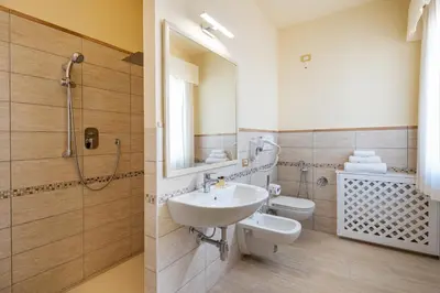 Bagno di Hotel Regina Elena