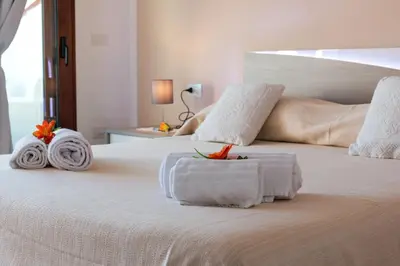 Letto o letti in una camera di Sebastian House
