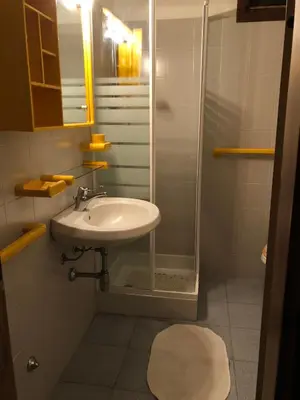 Bagno di Trilocale I Fari