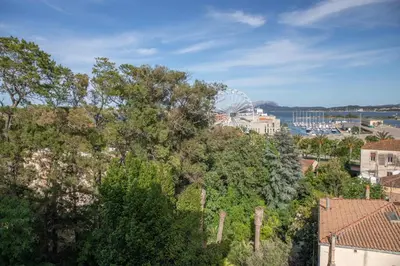 Paesaggio naturale nelle vicinanze dell'affittacamere