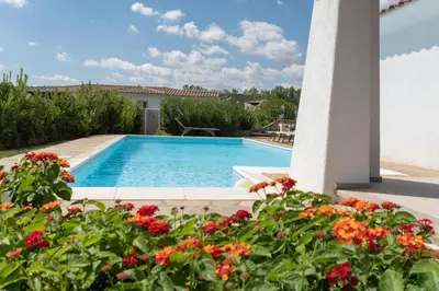 Piscina di Capannizza Villas o nelle vicinanze