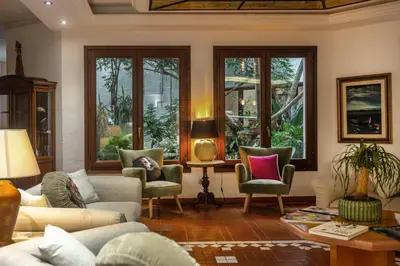 Area soggiorno di Hotel Stefania Boutique Hotel by the Beach