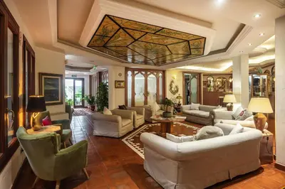 Area soggiorno di Hotel Stefania Boutique Hotel by the Beach