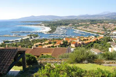 Paesaggio naturale nelle vicinanze dell'aparthotel
