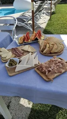 Cibo presso l'affittacamere o nelle vicinanze