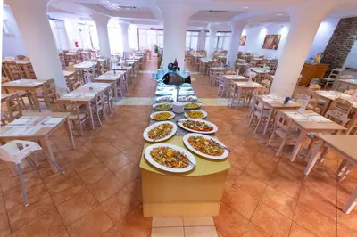 Cibo presso il resort o nelle vicinanze