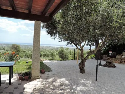 Paesaggio naturale nelle vicinanze della casa vacanze