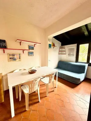 Area soggiorno di Bilocale al Villaggio degli ulivi SAN TEODORO
