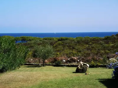 Paesaggio naturale nelle vicinanze della casa vacanze
