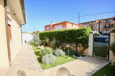 Giardino di Casa Degli Ospiti