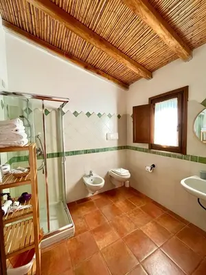 Bagno di Agriturismo Li Scopi