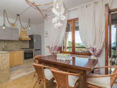 Cucina o angolo cottura di Holiday Home Pietra by Interhome