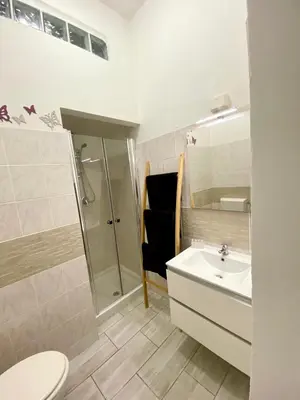 Bagno di International House Apartment
