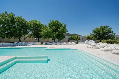 Piscina di Hotel Le Mimose o nelle vicinanze