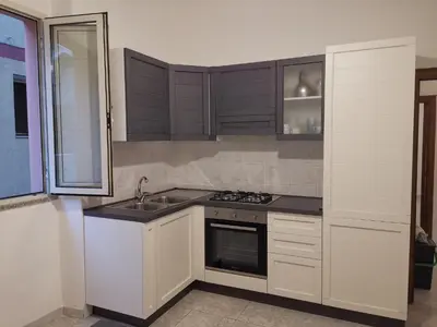 Cucina o angolo cottura di Appartamento Mare Sardegna Siniscola a 6 km da La Caletta Santa Lucia Capo Comino Berchida